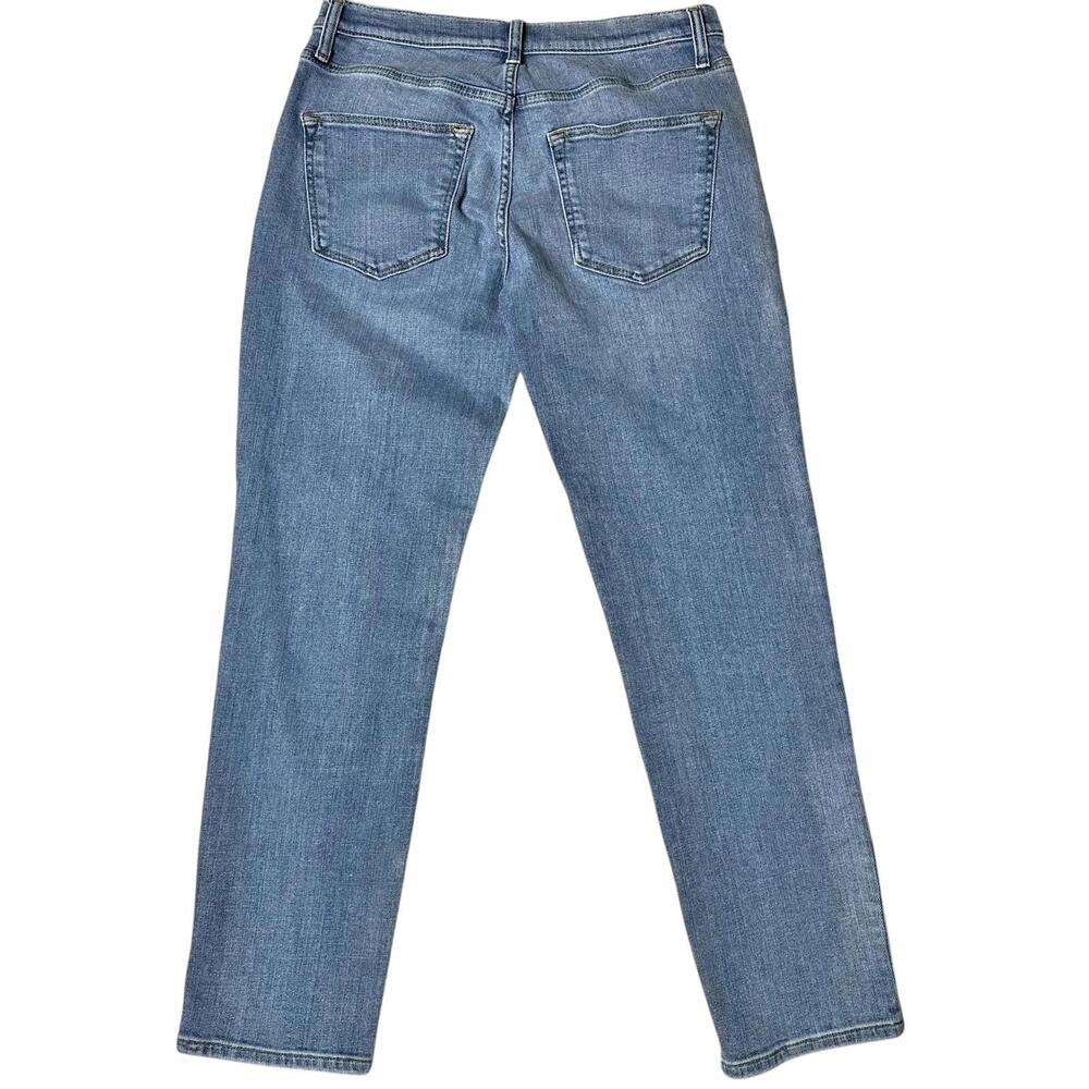 DSTLD Boyfriend Jeans Women’s 28 Light Wash Blue Relaxed Fit - Picture 2 of 8